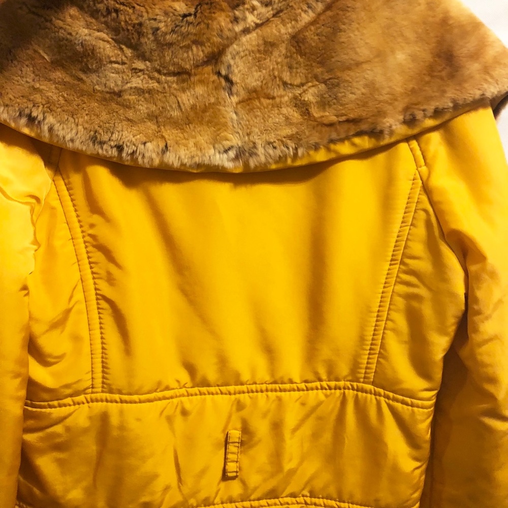 Rabbit puffer jacket - Picture 2 of 2